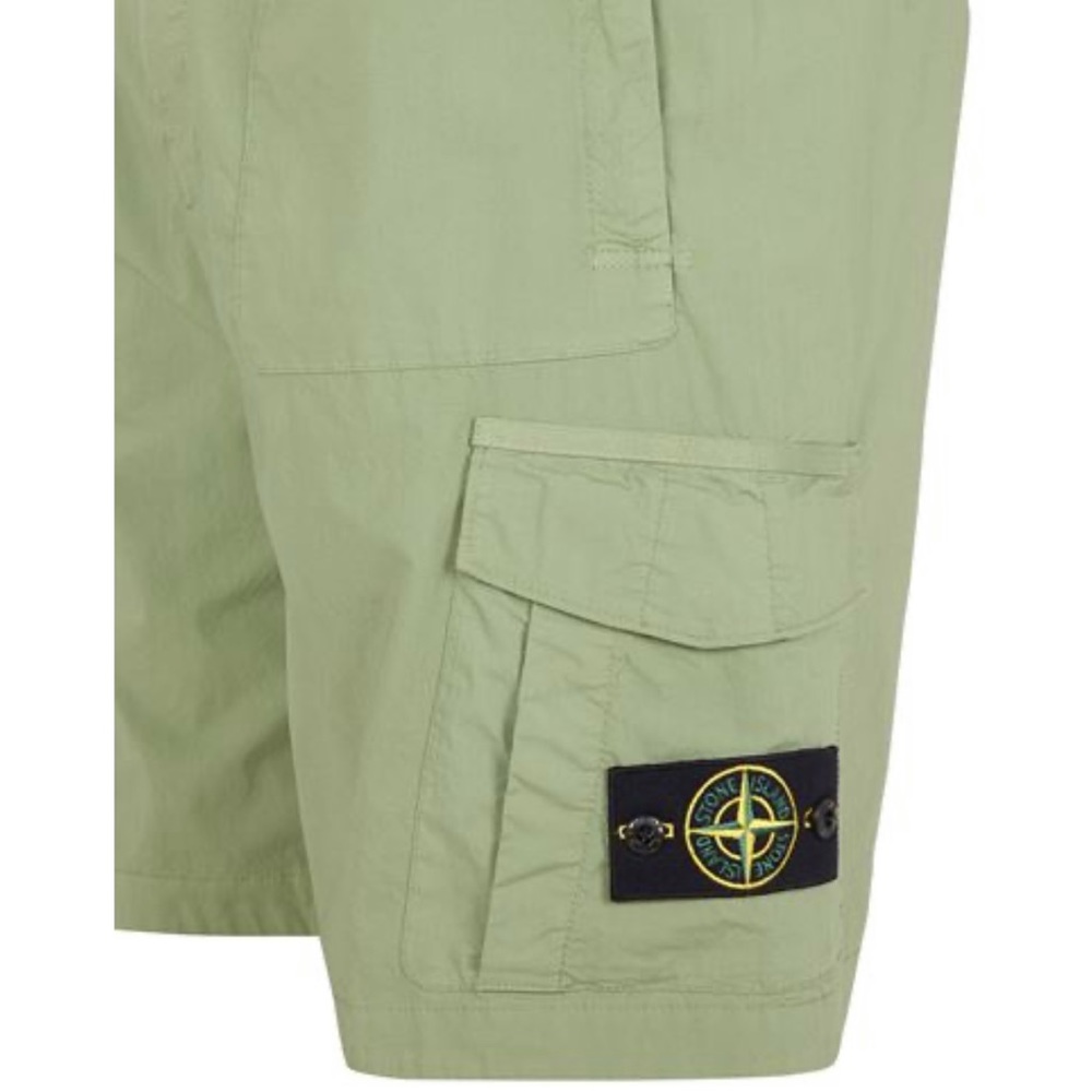 BRAND NEW Stone Island Bermuda Comfort shorts
